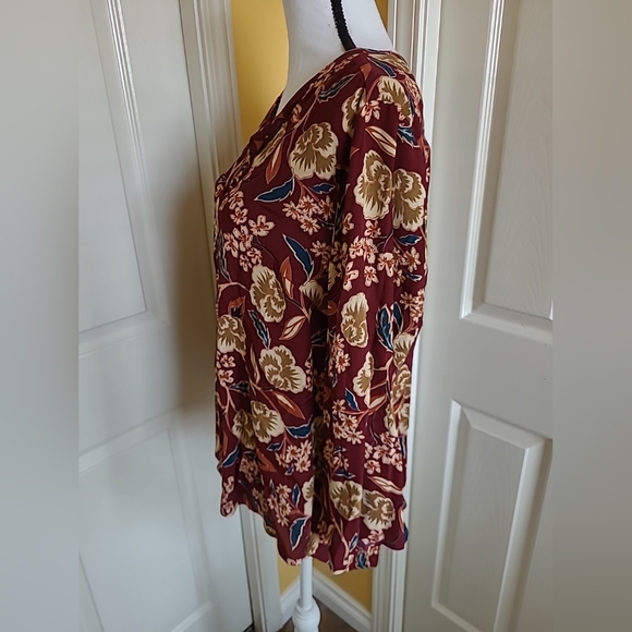 DANIEL RAINN FLORAL BLOUSE,  SIZE XL - Picture 4 of 11